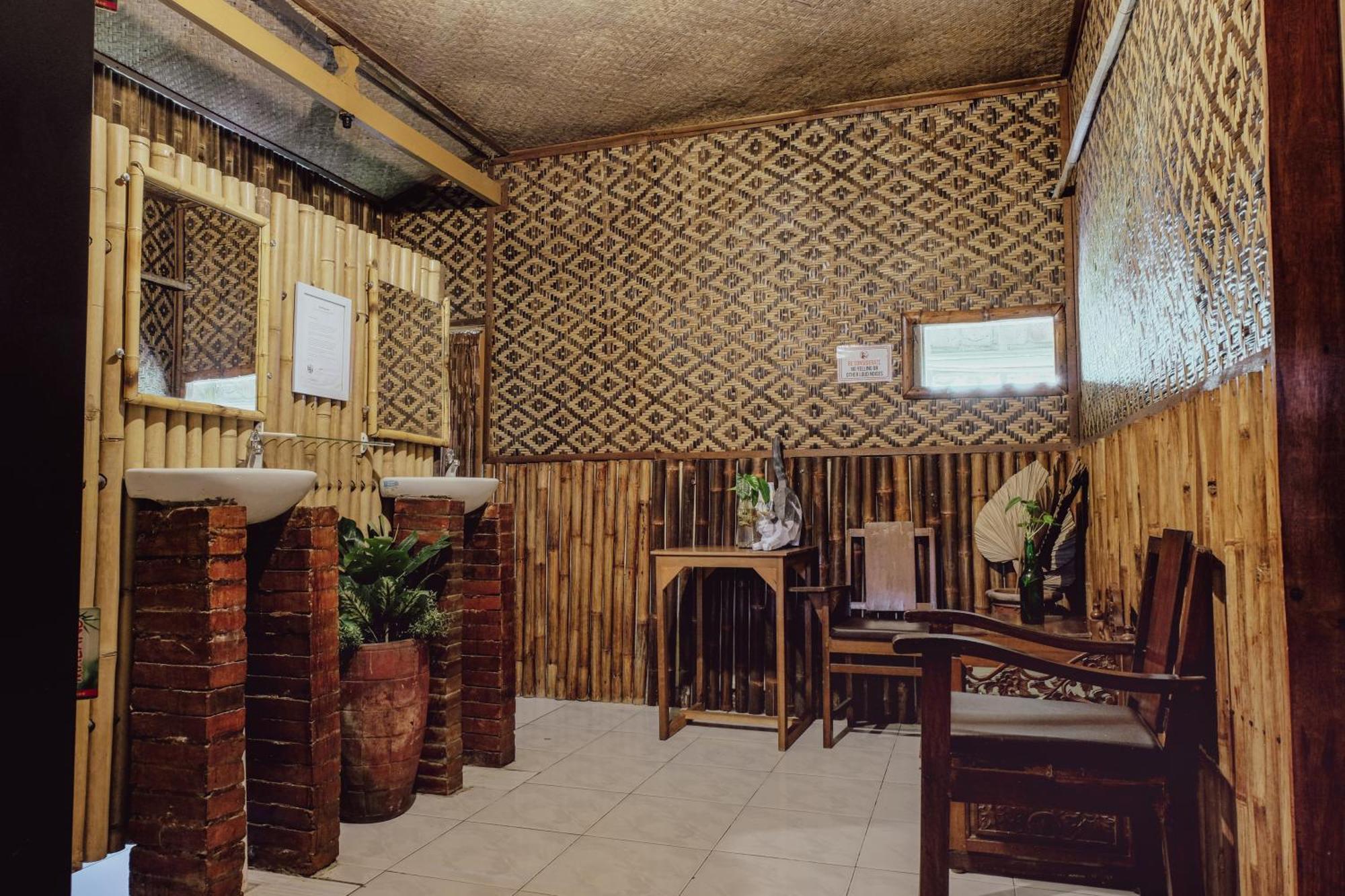 Glory Homestay Yogyakarta Kültér fotó