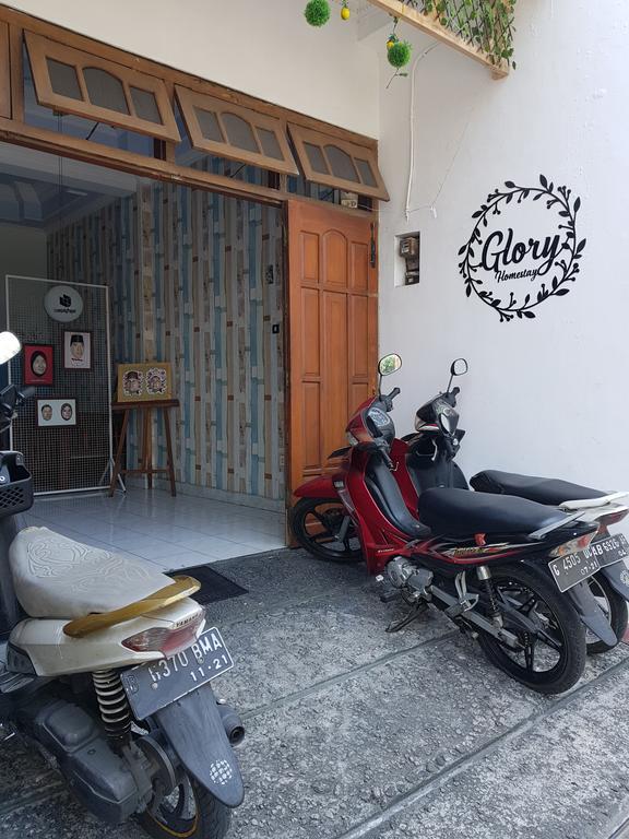 Glory Homestay Yogyakarta Kültér fotó
